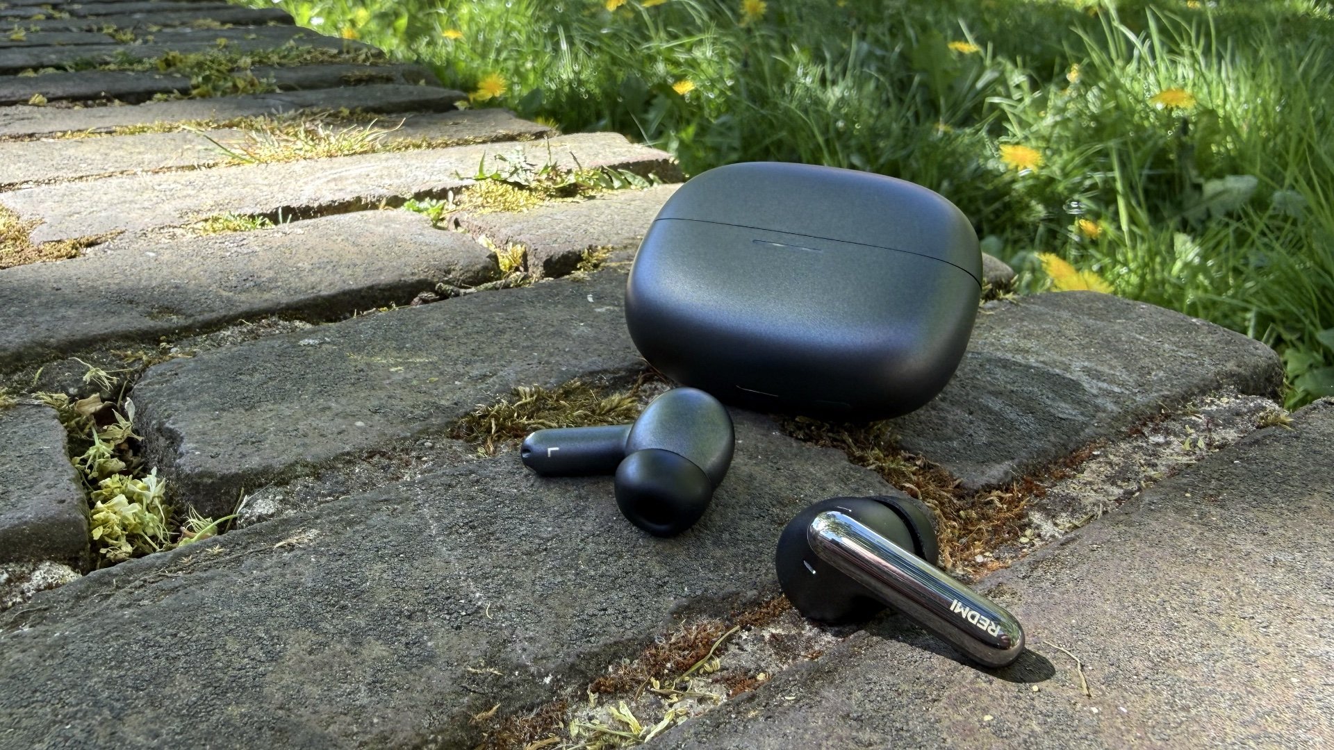 Redmi Buds 8 Pro review: Great budget earphones, with an asterisk